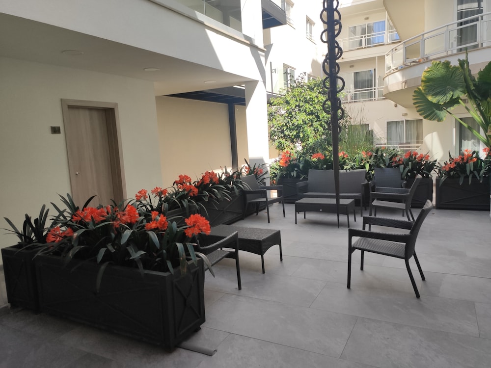 Mirador Hotel 56/74