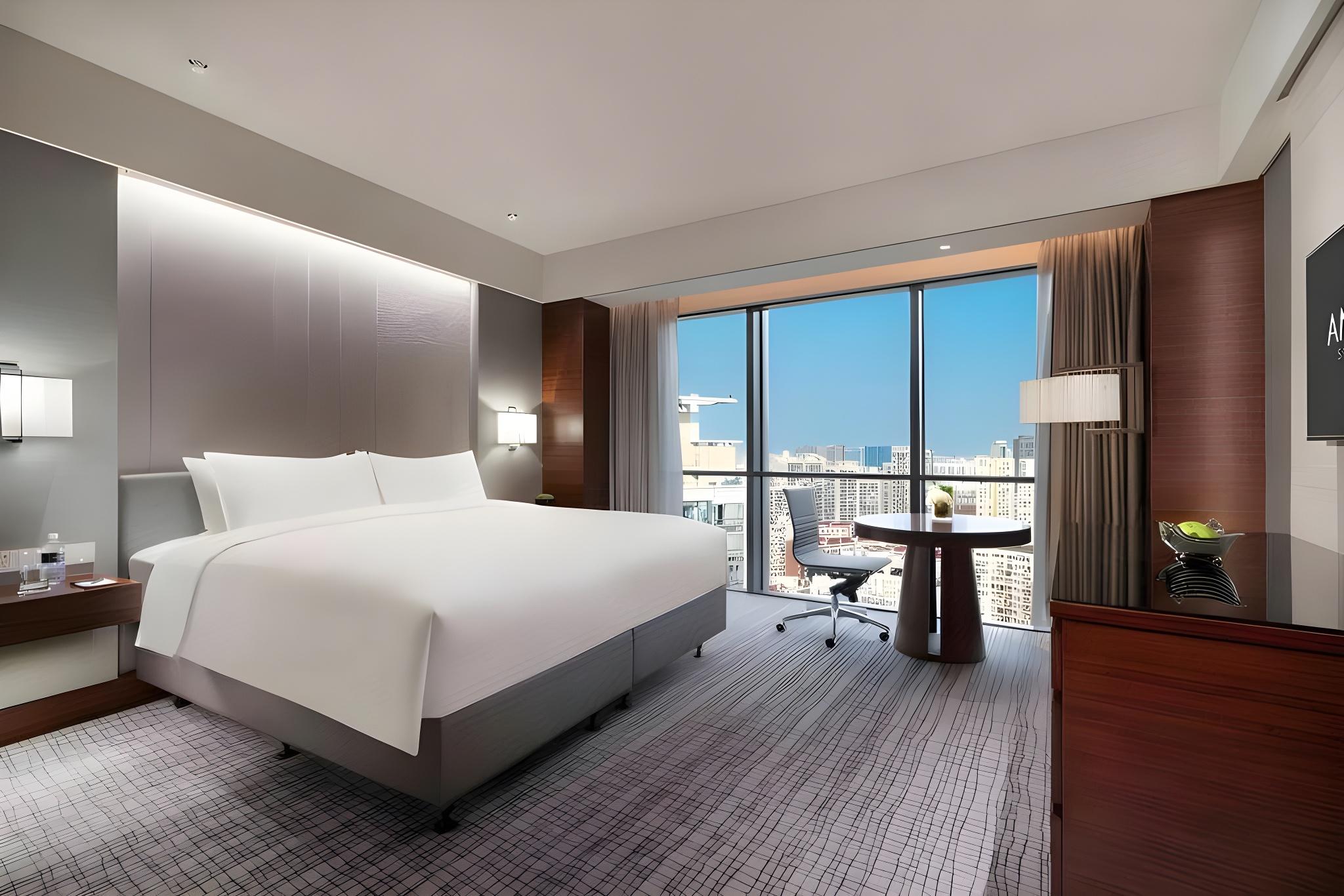 Deluxe, Executive, King Bed