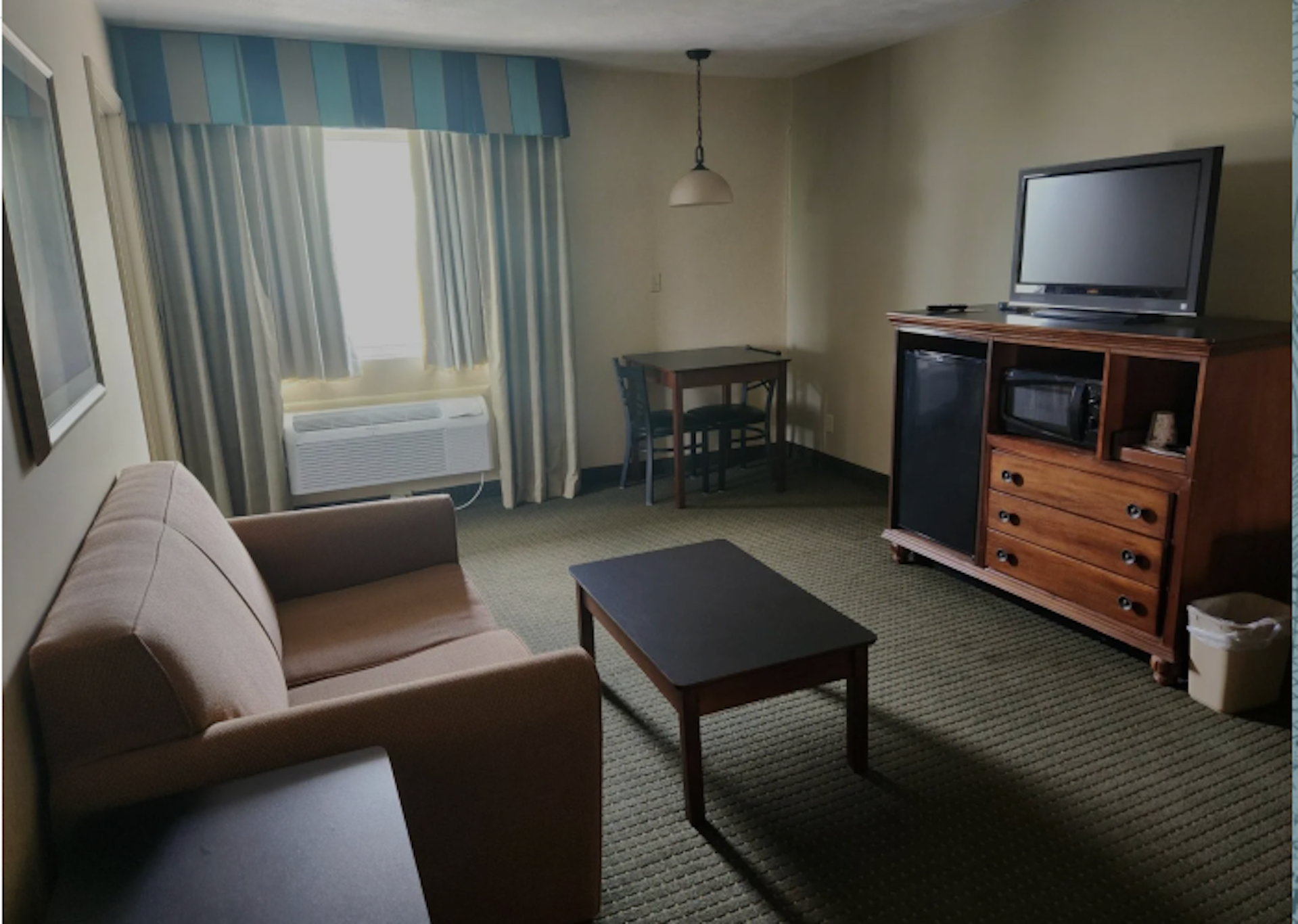 The Boardwalk Inn 11/12
