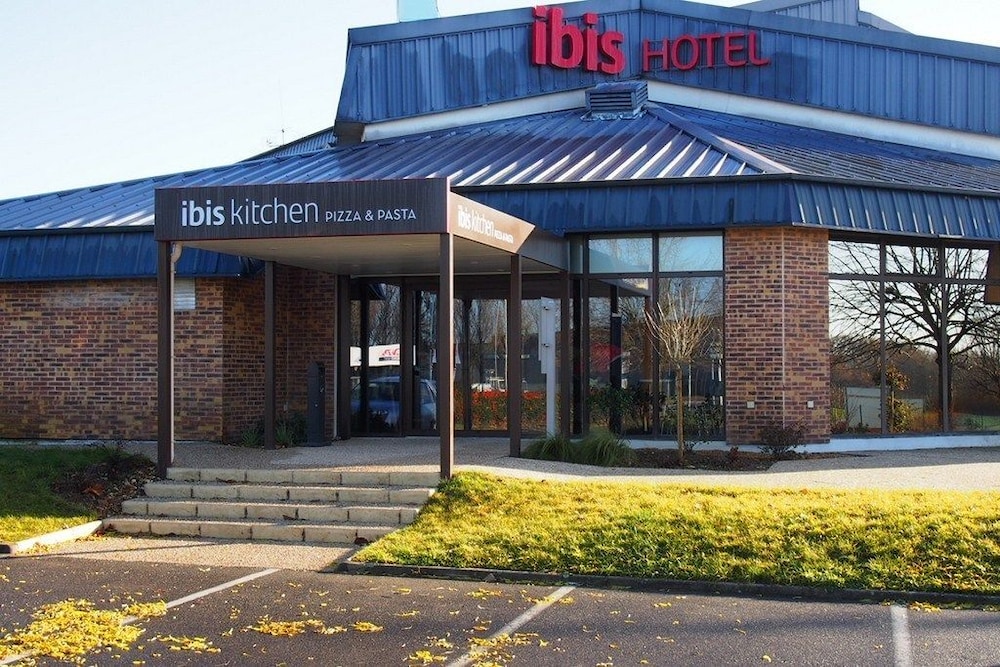 Ibis Amboise 4/65