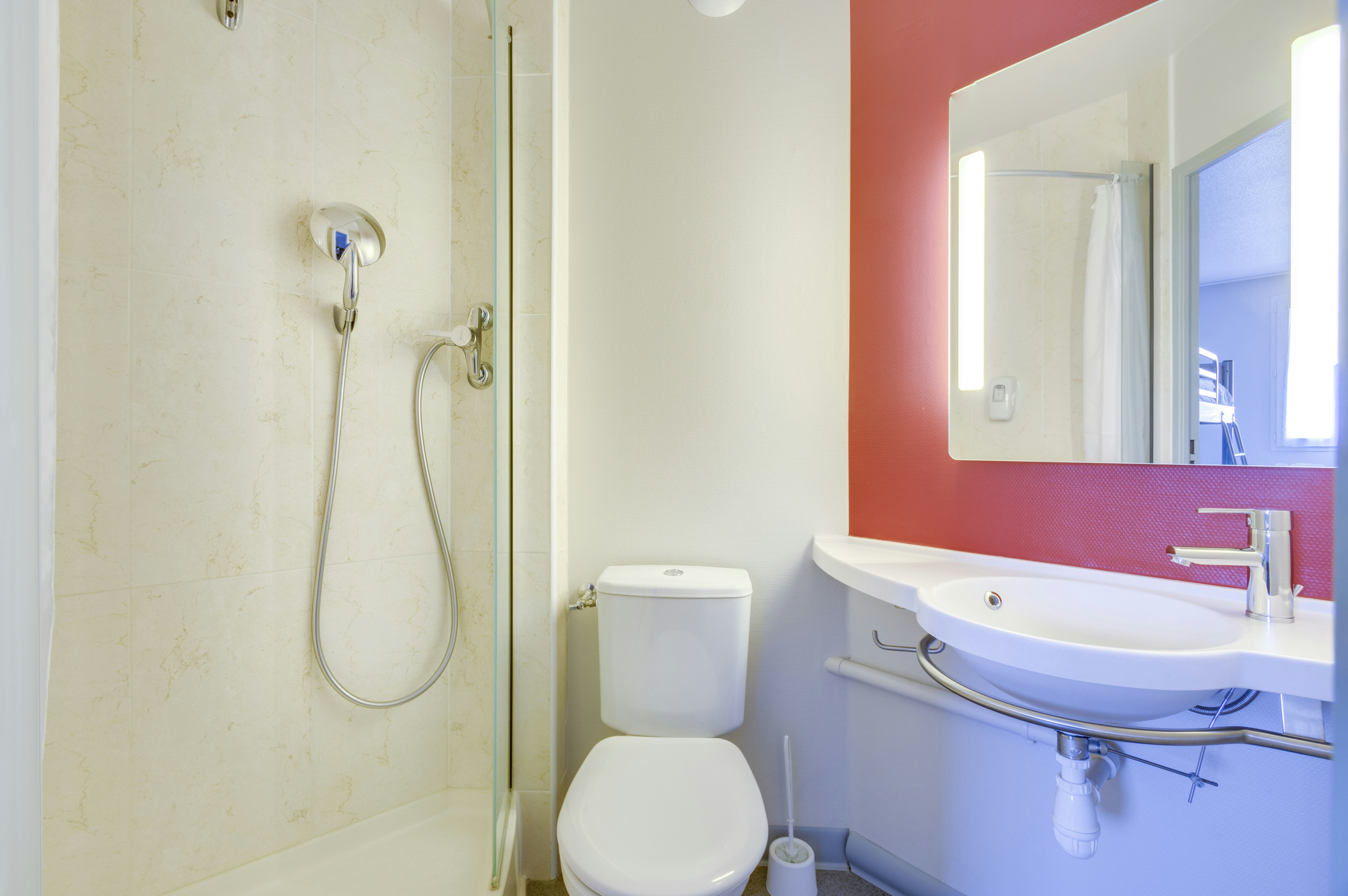B&B Hotel Brignoles 37/37