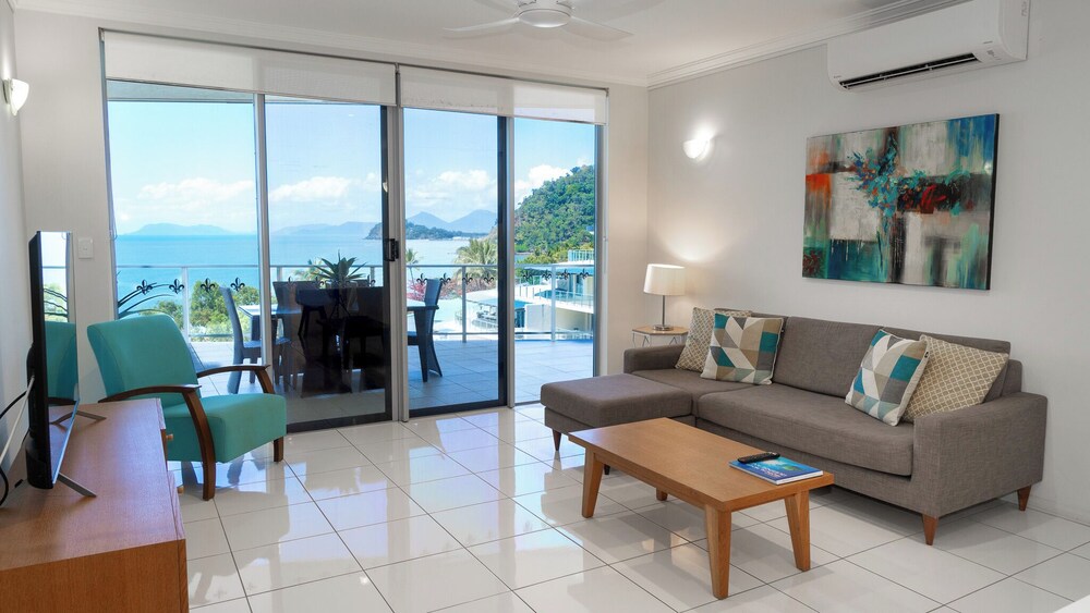 Vue Apartments Trinity Beach 32/50