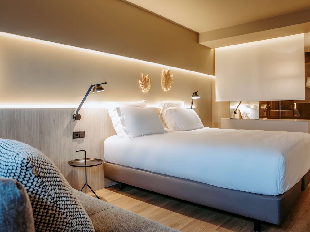 غرفة بريفيليج بسرير كينج، Mercure Fatima 7/10