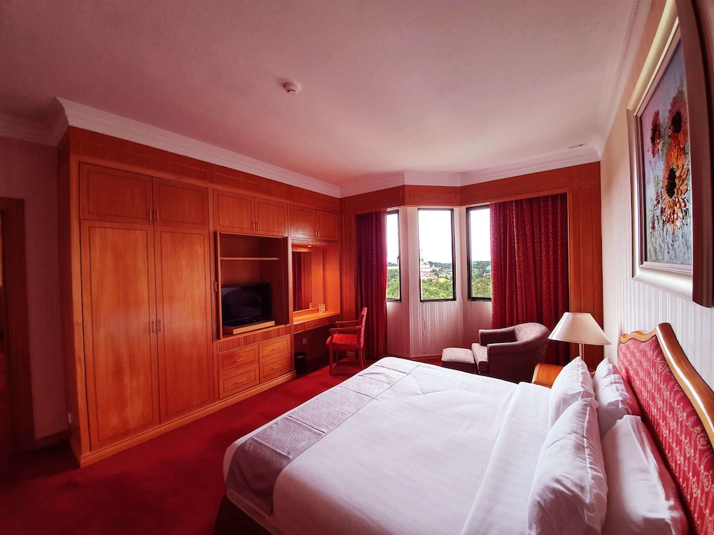 Parkview Hotel 10/50