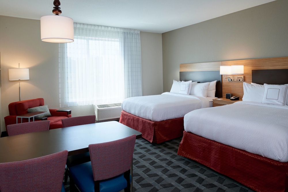TownePlace Suites by Marriott Cleveland Solon 11/49