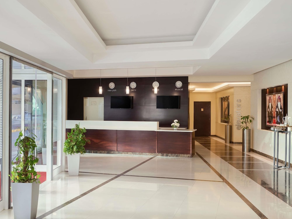 Ibis Muscat 7/48