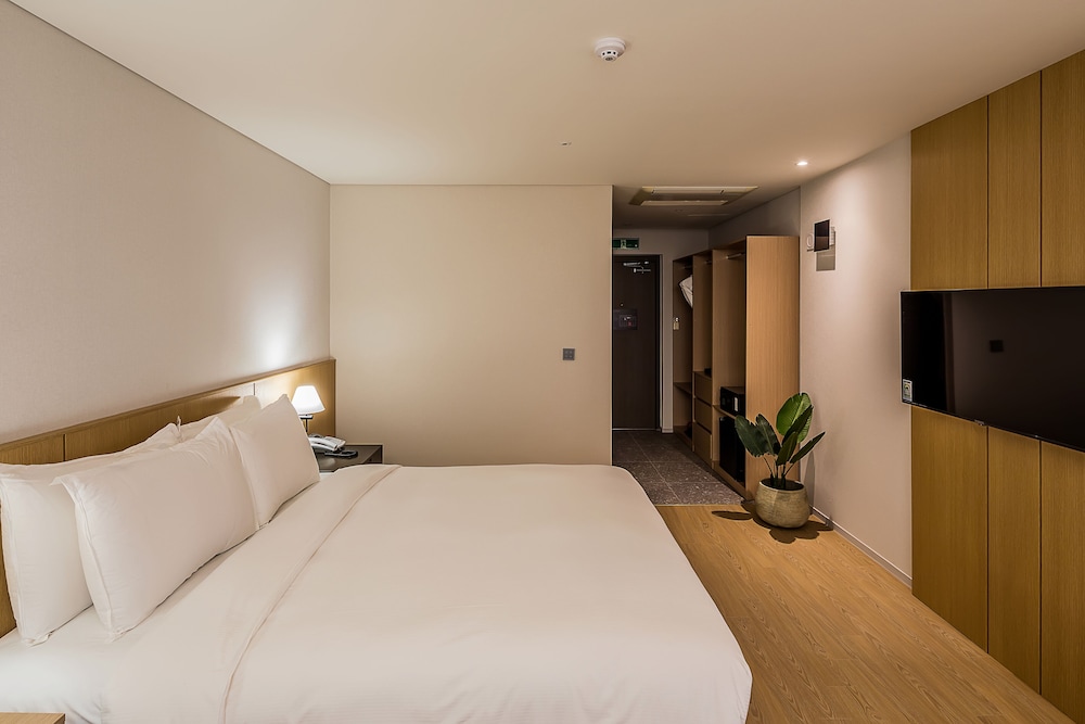 The Rest Aank Hotel Incheon Guwol 12/48