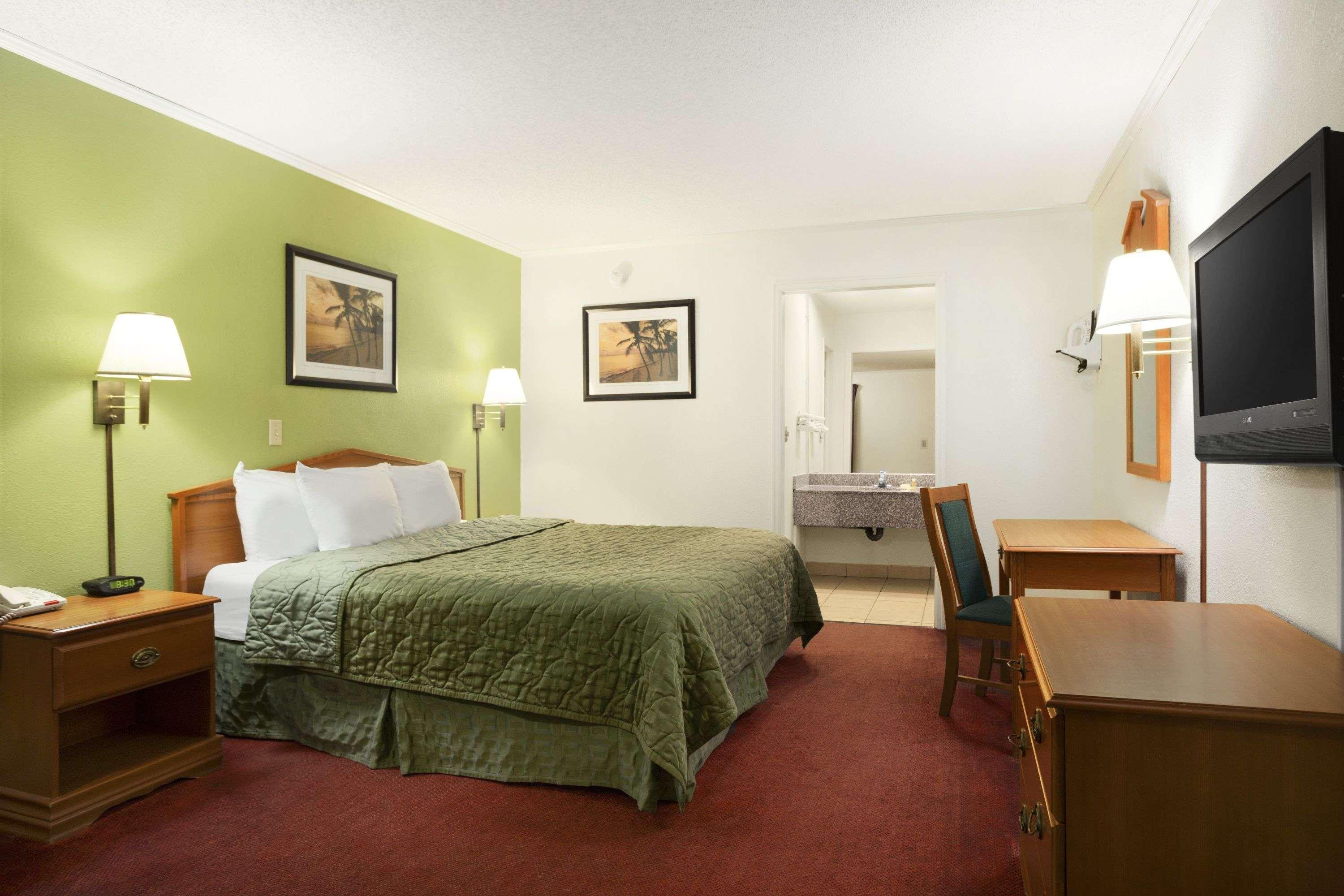 Economy Hotel Wichita- Florence St 21/48