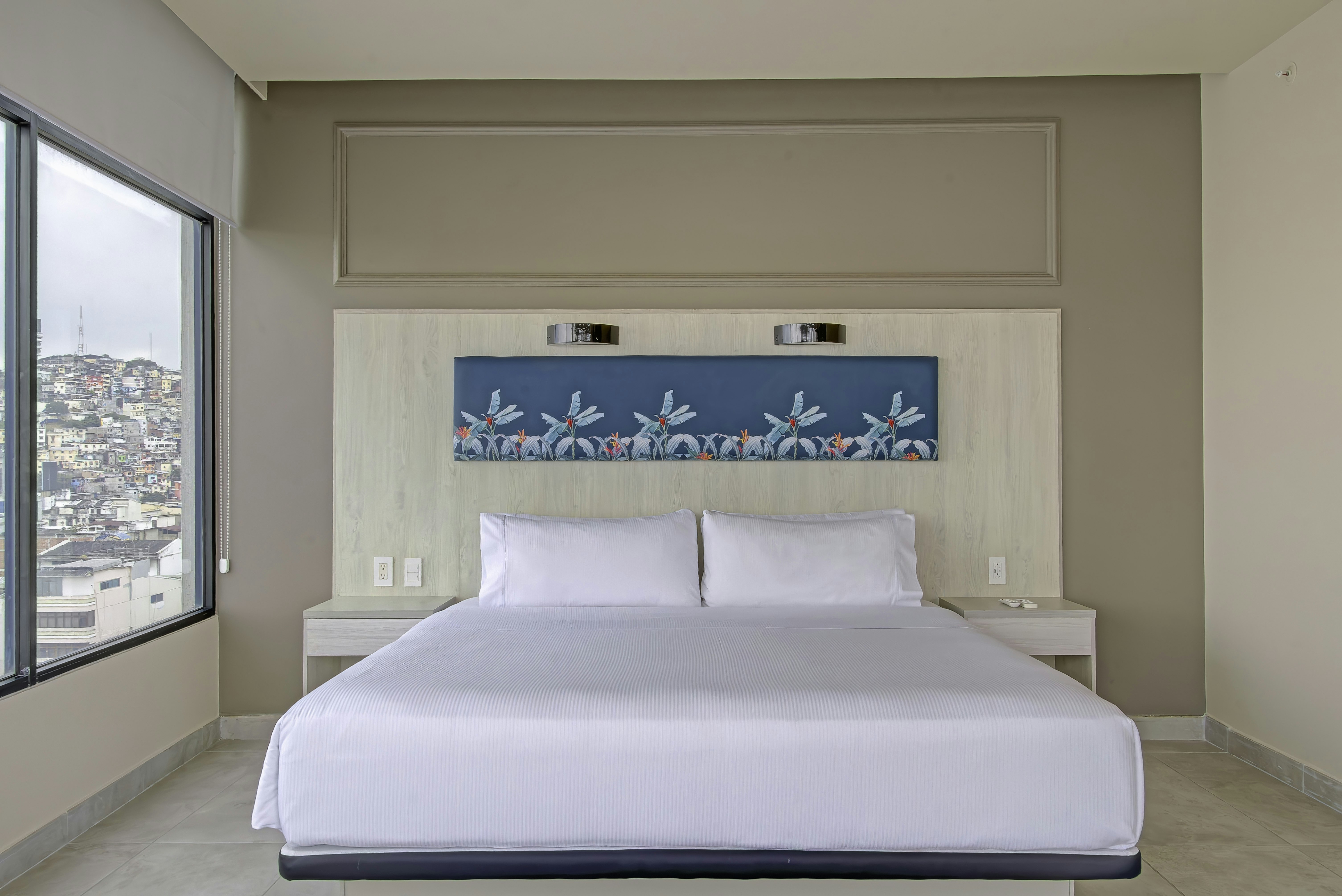 Room, King Bed, Gulf View