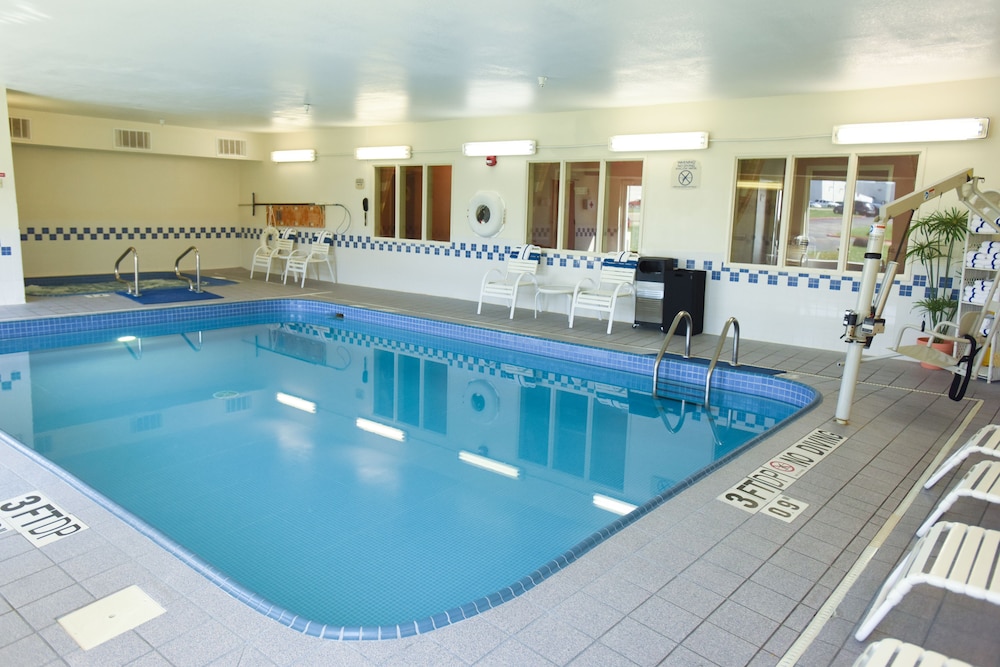 Fairfield Inn Forsyth Decatur 1/19