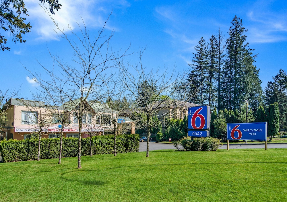 Motel6 Surrey BC 28/37