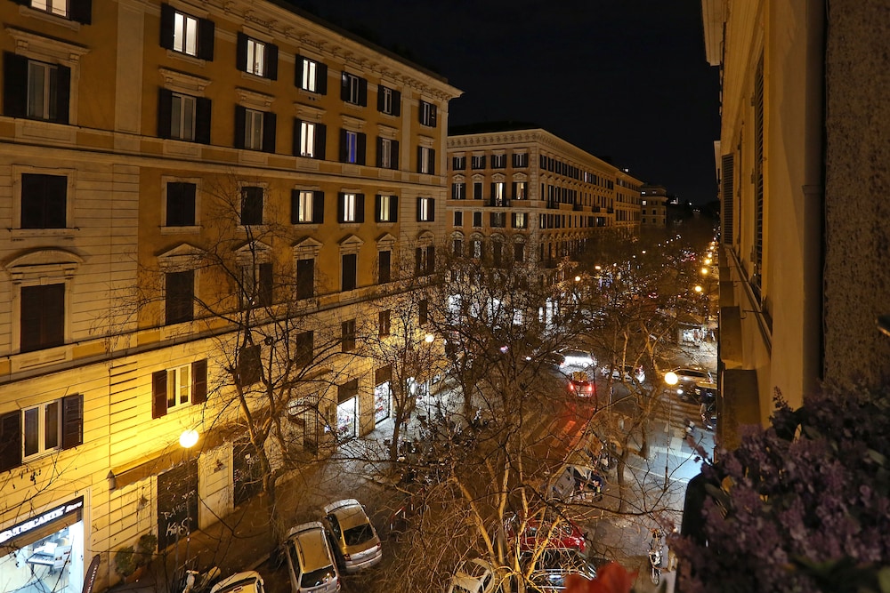 Grand Tour Roma Guest House 64/73