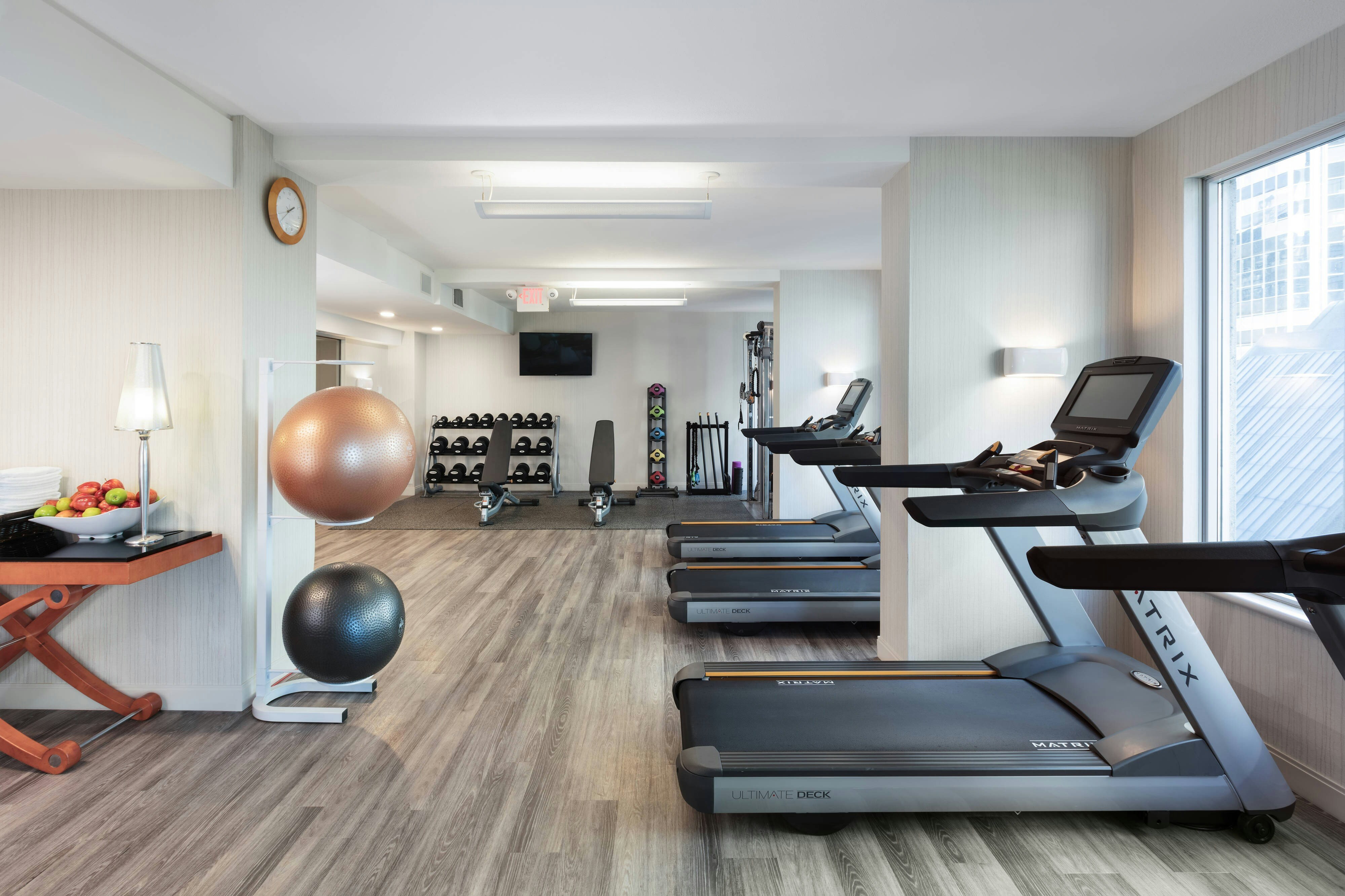 Delta Hotels by Marriott Vancouver Downtown Suites 21/49