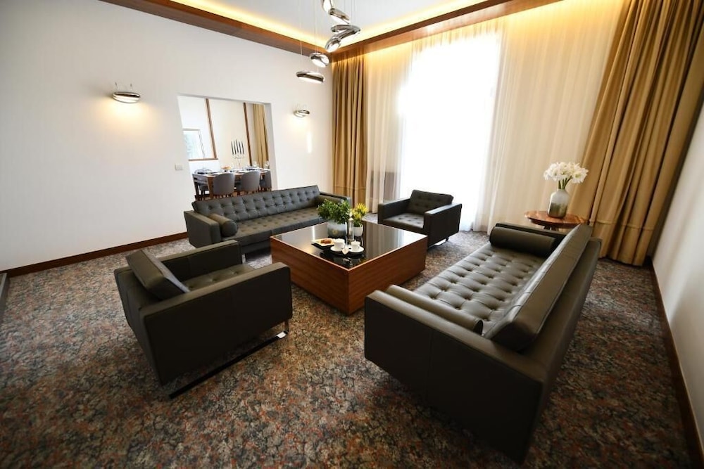 Hotel Austria & Bosna 42/64