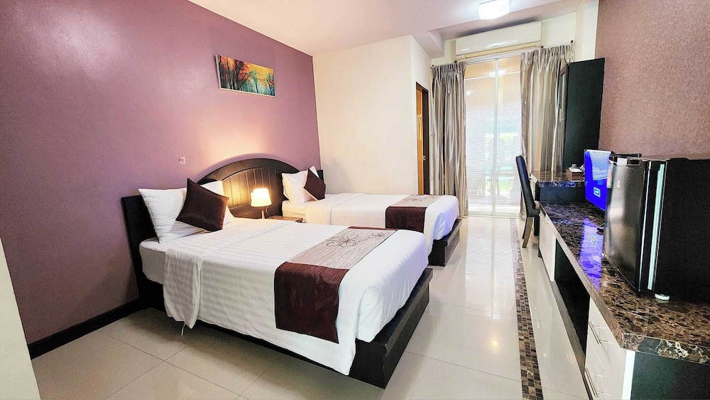Leelawadee Modern Resort Huaykwang 11/41