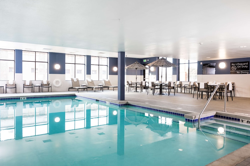 Hampton Inn & Suites La Crosse/Downtown 1/63