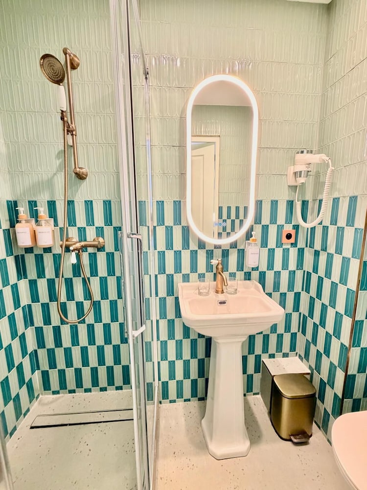 Hotel La Petite Rosa 36/50