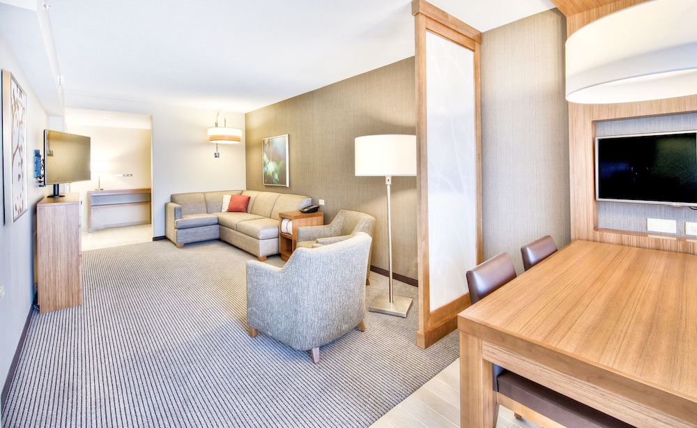 Hyatt Place Durham Southpoint 49/66