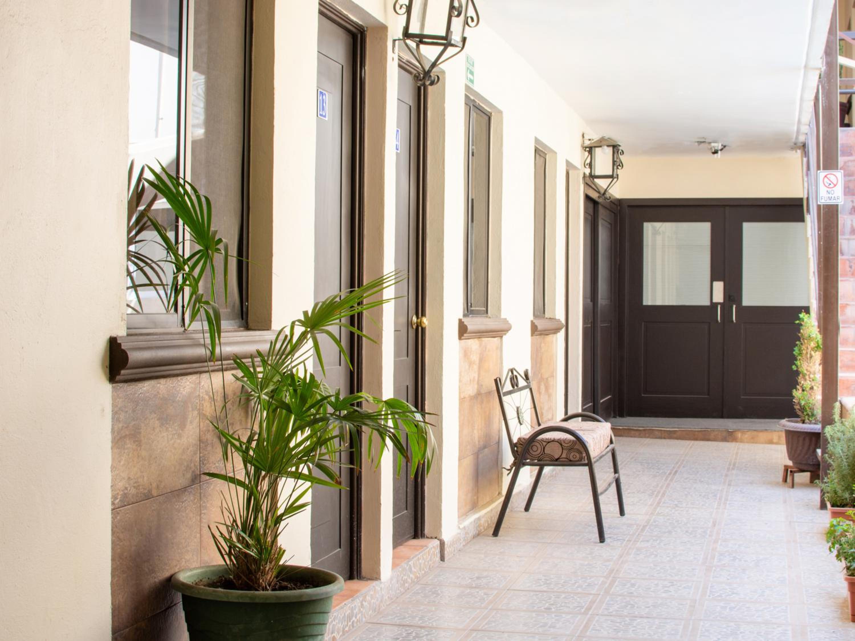Hotel Catedral 44/50
