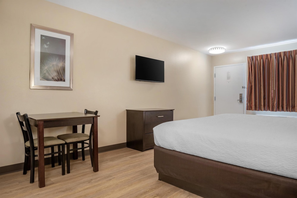SureStay Studio by Best Western Gonzales 15/28