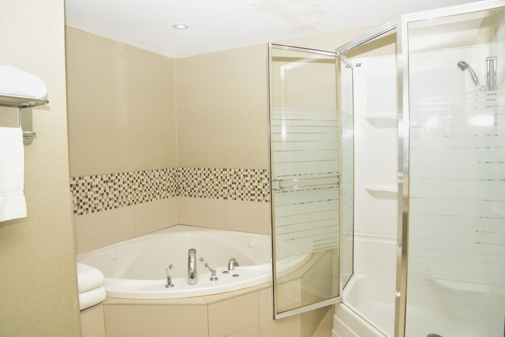 Days Inn by Wyndham Ottawa 16/31