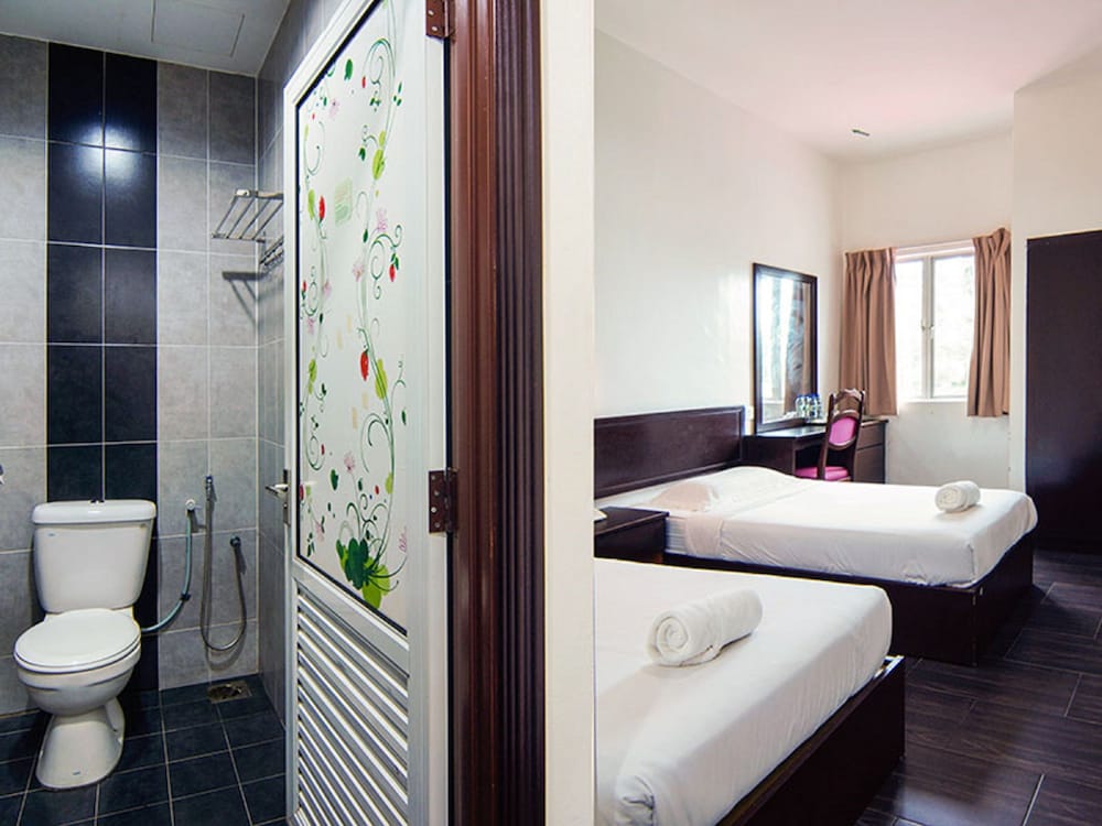 Hotel Sri Bernam 42/59