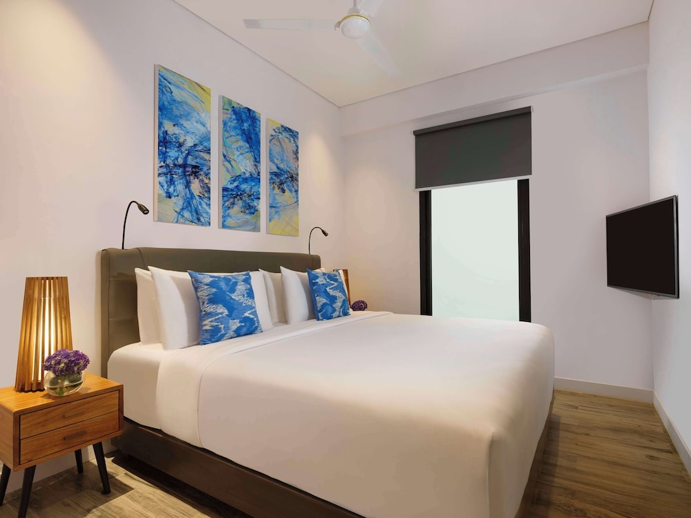 1 BEDROOM, SUITE, APARTMENT