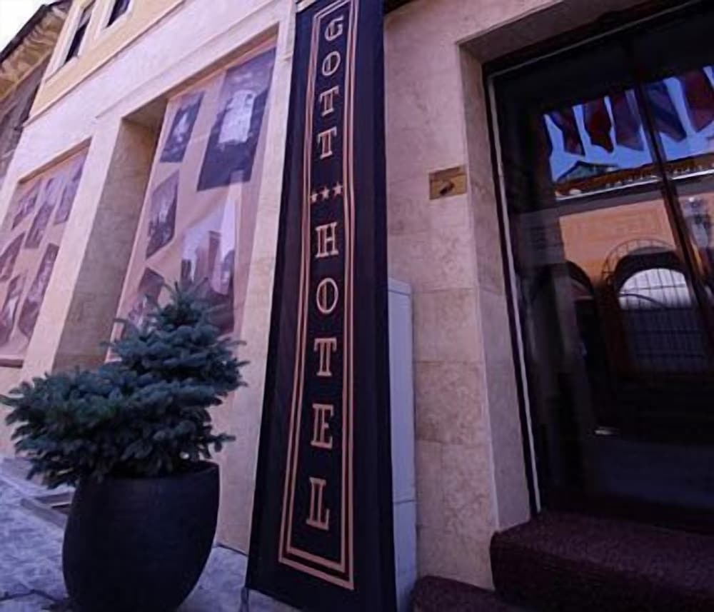 Hotel Gott 5/43