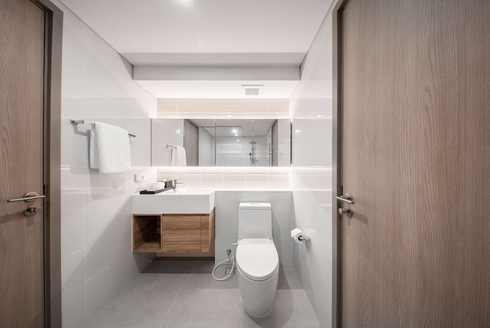 Ramada By Wyndham Bangkok Sukhumvit 87 59/61