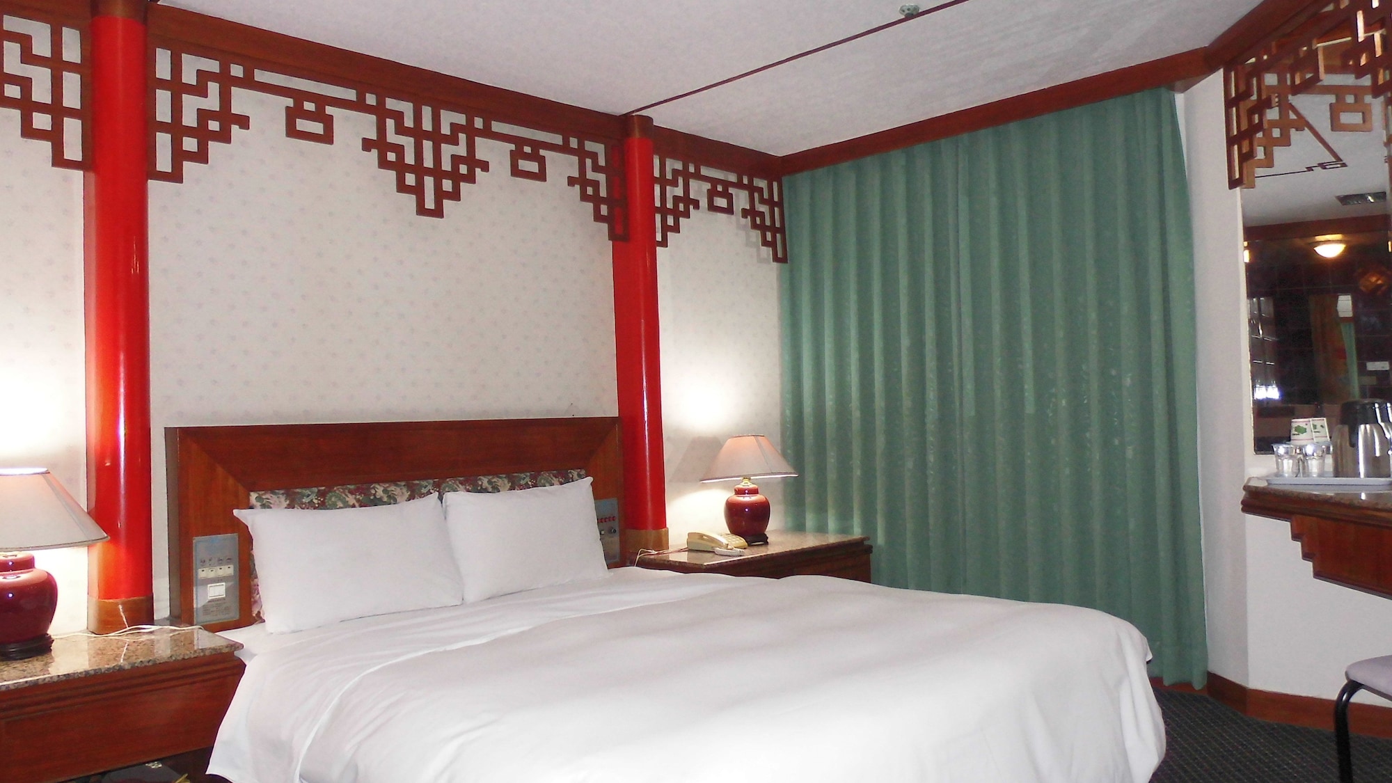 غرفة بسرير مزدوج، Modern Plaza Hotel 8/10
