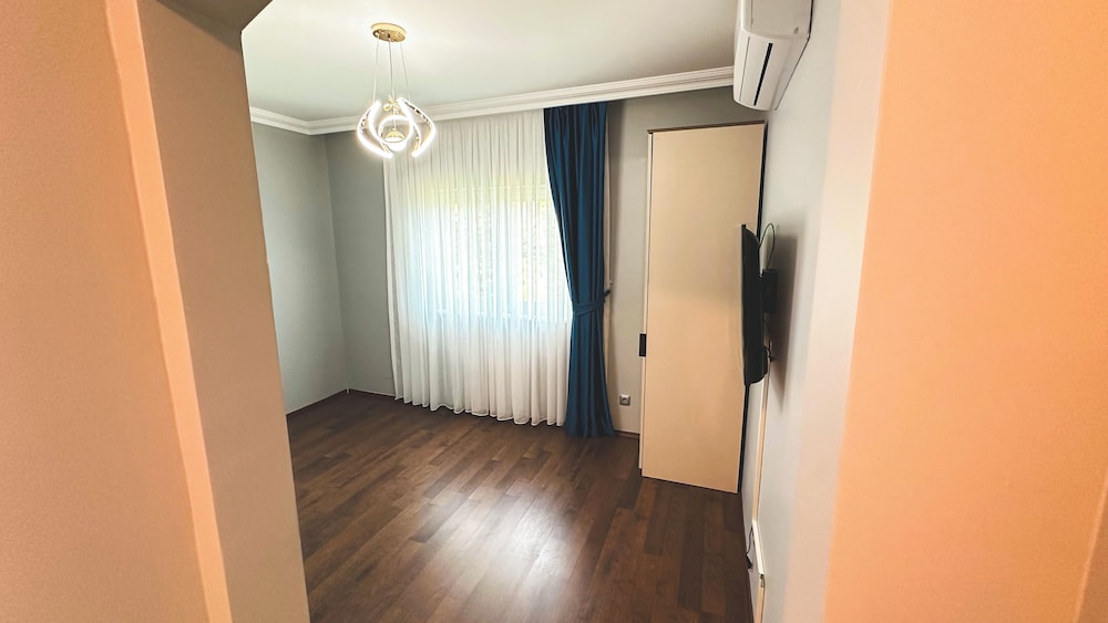 Camlica Hotel 15/42