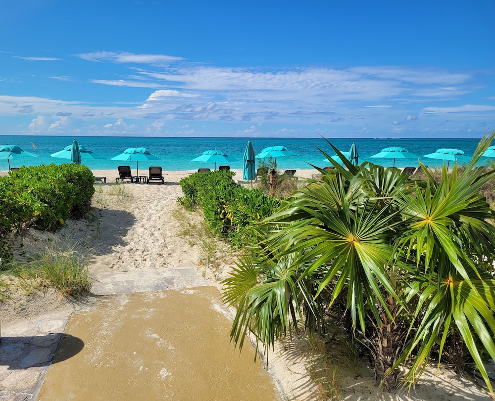 Sibonne Beach Hotel 57/62