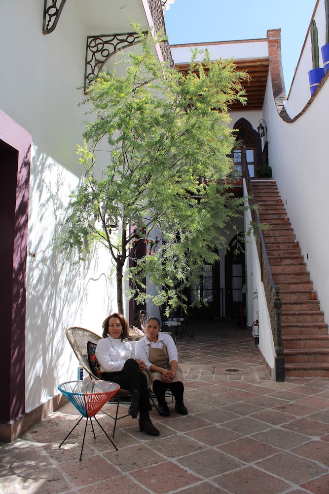 EL SERAFIN HOTEL BOUTIQUE 73/80
