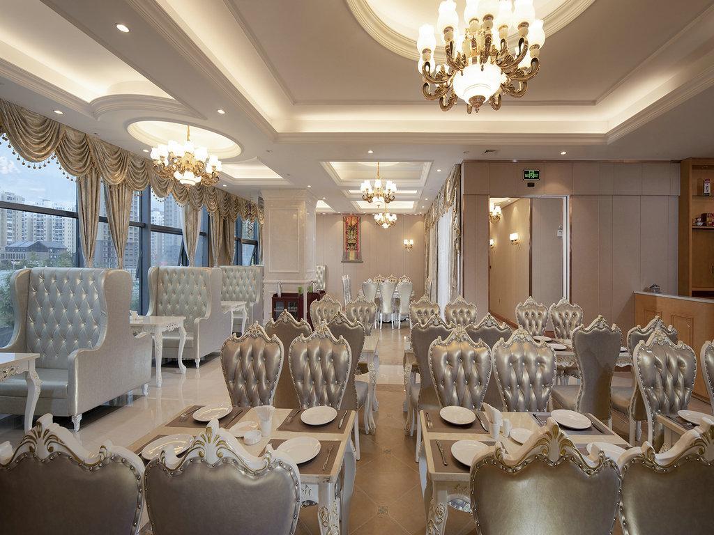Vienna International Hotel (Kunming New Luosiwan, Vanke Charming City, Guangwei Metro Station) 42/52