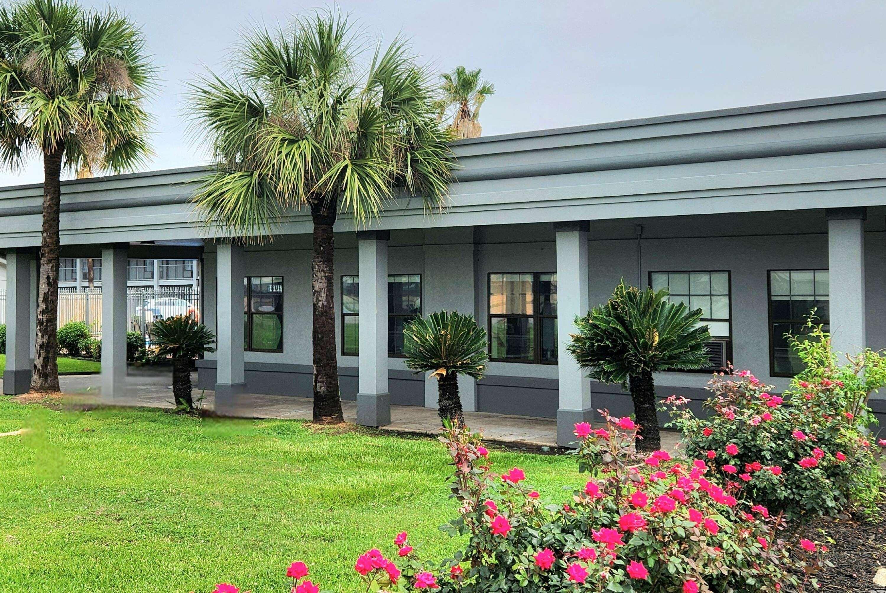 Days Inn By Wyndham Lake Charles 29/32