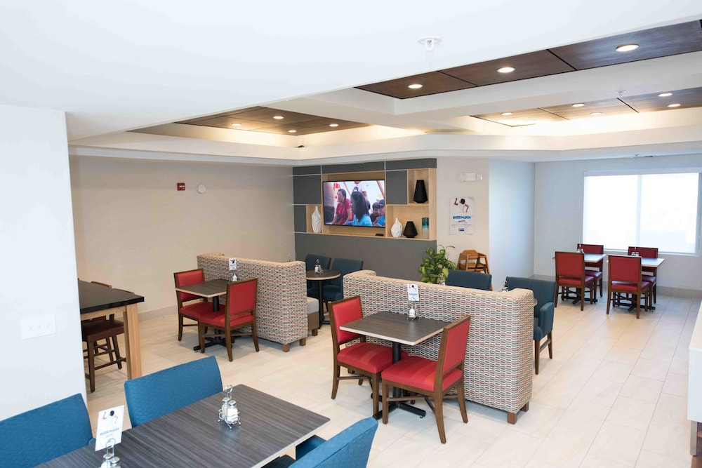 Holiday Inn Express Hotel Suites West Coxsackie 51/57