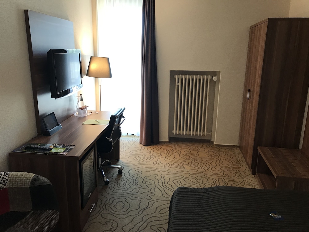 Schlosshotel Bad Wilhelmshohe 43/50