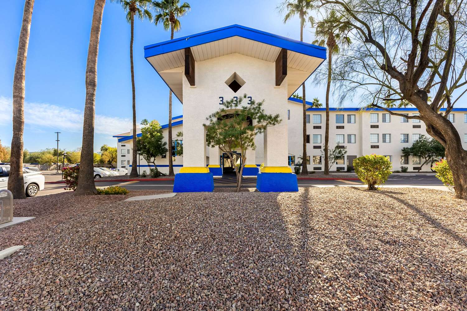 Days Inn & Suites by Wyndham Mesa Near Phoenix 28/36