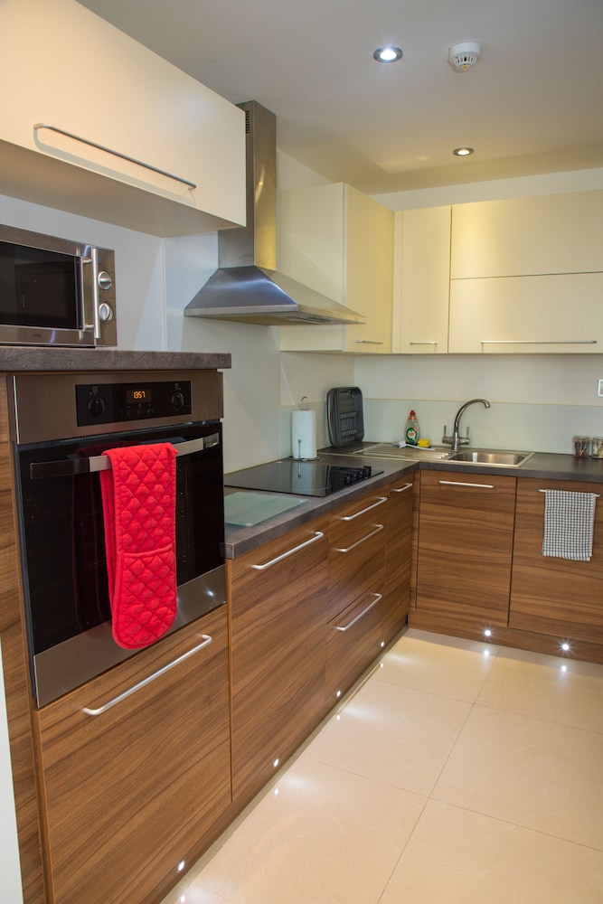 Livin Serviced Apartments 10/68