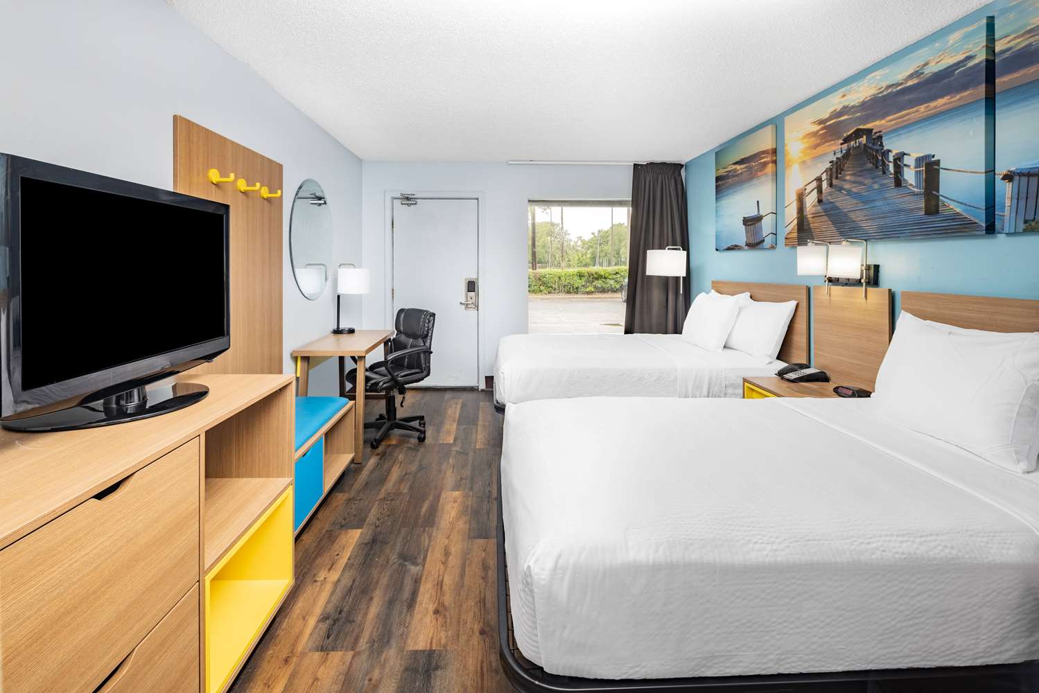 Days Inn by Wyndham Pensacola I-10 13/34