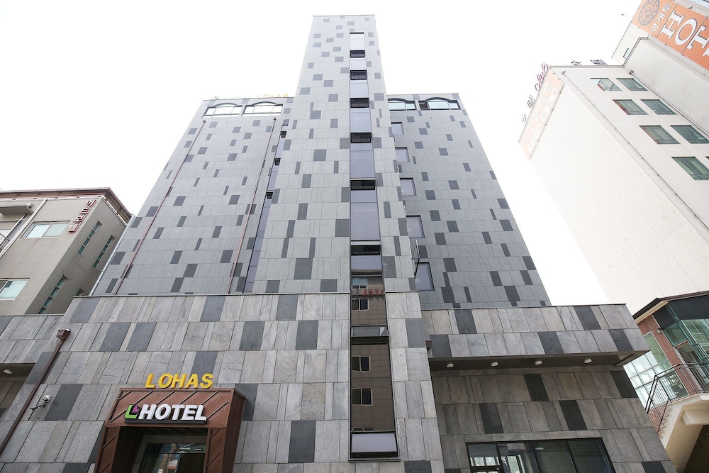 Lohas Hotel 2/29