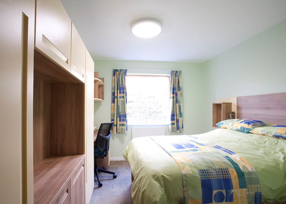 Tyler Court - University Of Kent 15/50