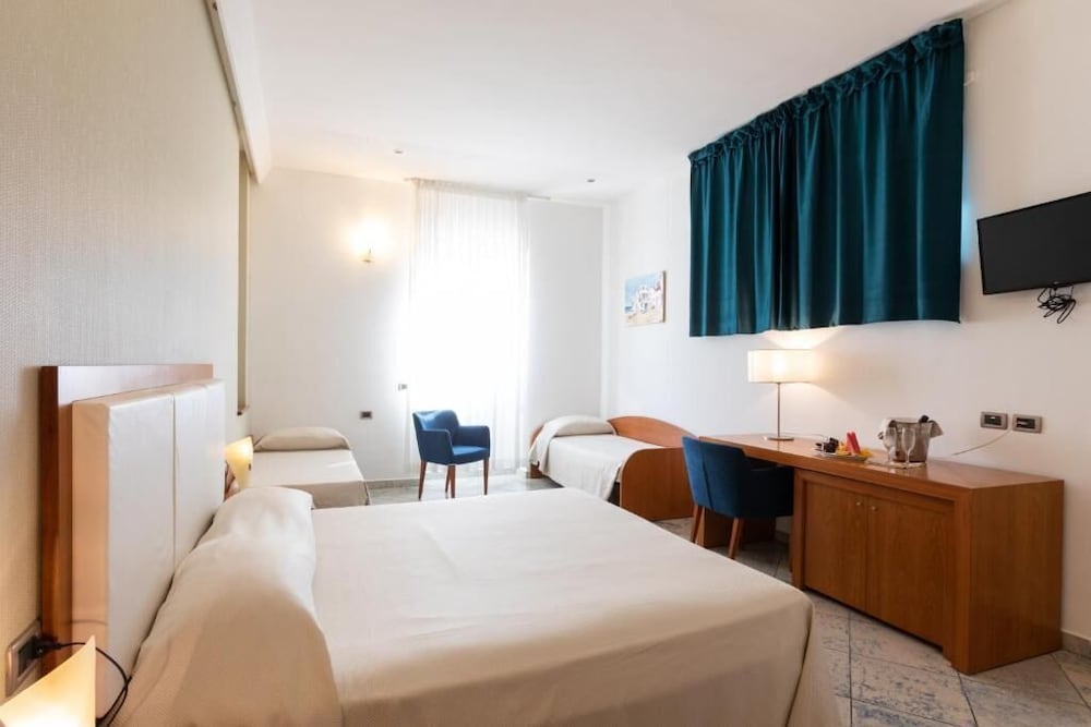 Hotel Aurora E Del Benessere 19/70
