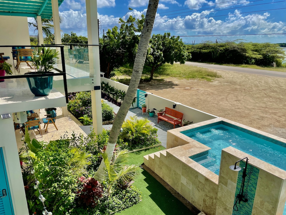 The Vistalmar Ocean View Apartments 40/50