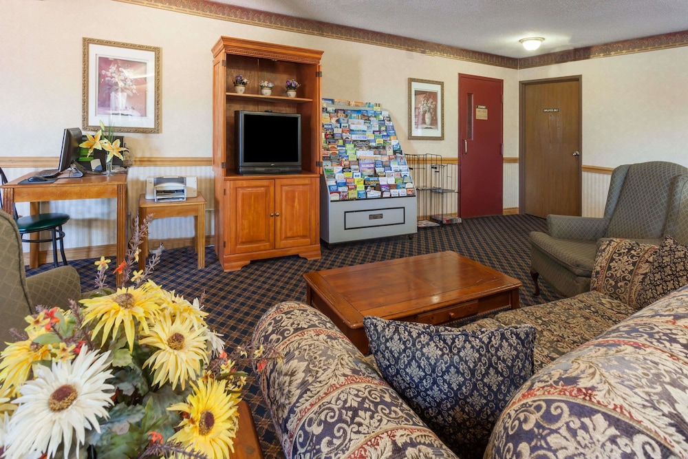 American Inn and Suites Dundee (ex Days Inn and Suites) 28/31