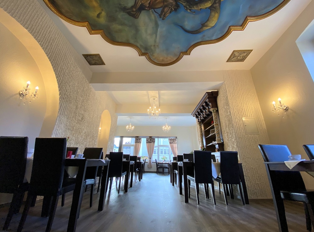 Regiohotel Quedlinburger Hof 44/57