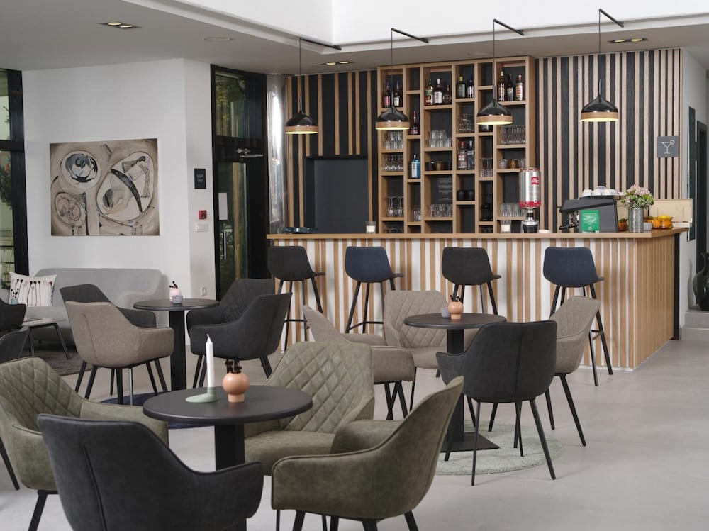 Hotel Cubis 34/59