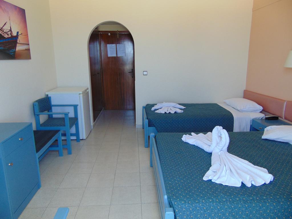 Nirvana Beach Hotel 32/62
