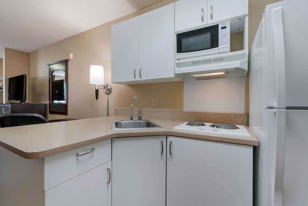 Extended Stay America Suites Santa Rosa South 31/37