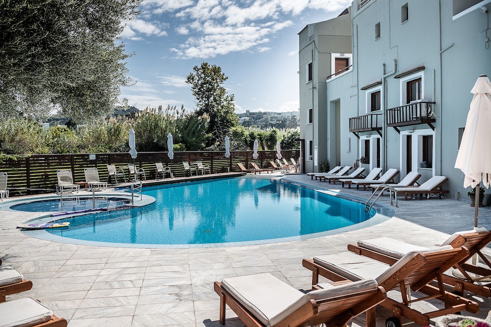 Casa Maria Hotel Apts 3/57